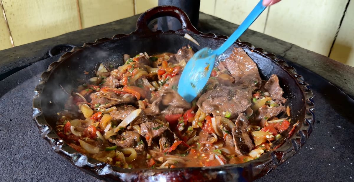 Doña Ángela; cocinera mexicana.