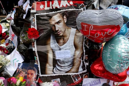 Fans de One Direction homenajean a Liam Payne en el londinense Hyde Park. Foto: Reuters.