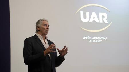 La UAR presentó su nuevo logo institucional y su cambio visual en la camiseta de Los Pumas