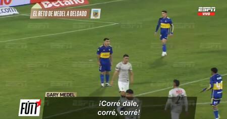 El tenso cruce entre Medel y Delgado. Foto: Captura pantalla.