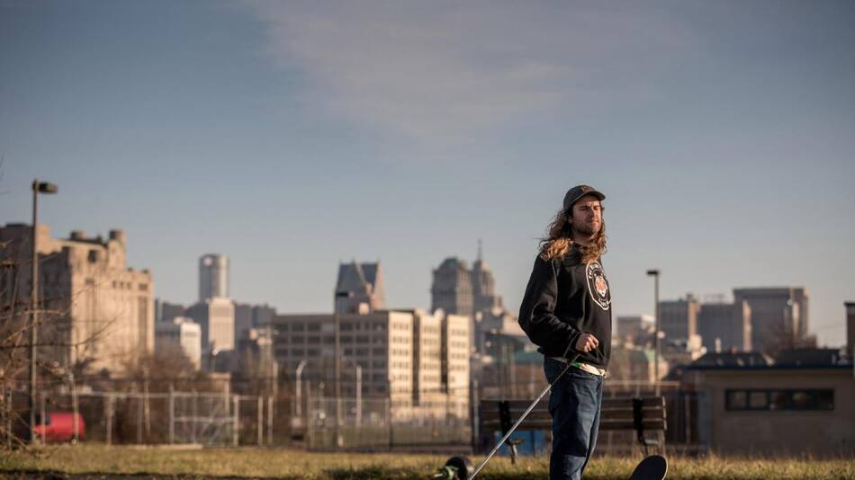 Skater, Dan Mancina