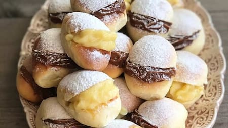 Miguelitos de dulce de leche y crema. Foto: Pinterest.