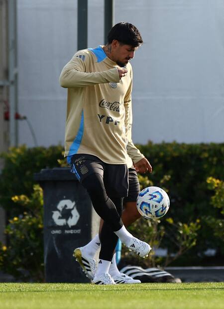 Kevin Lomónaco. Foto: Reuters/Agustin Marcarian.