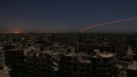 Primeras imágenes del bombardeo de EE.UU. y Trump a Siria