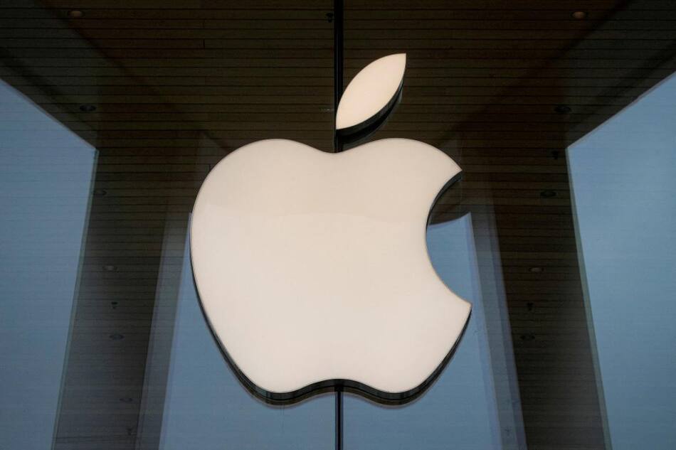 Apple logo_Reuters