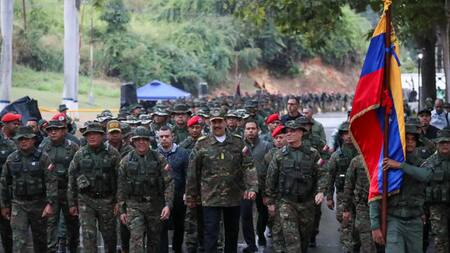 Fuerzas Armadas de Venezuela. Foto: EFE / Palacio de Miraflores