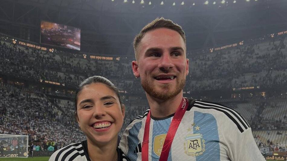La ex pareja durante Qatar. Foto: Instagram @camimayan.
