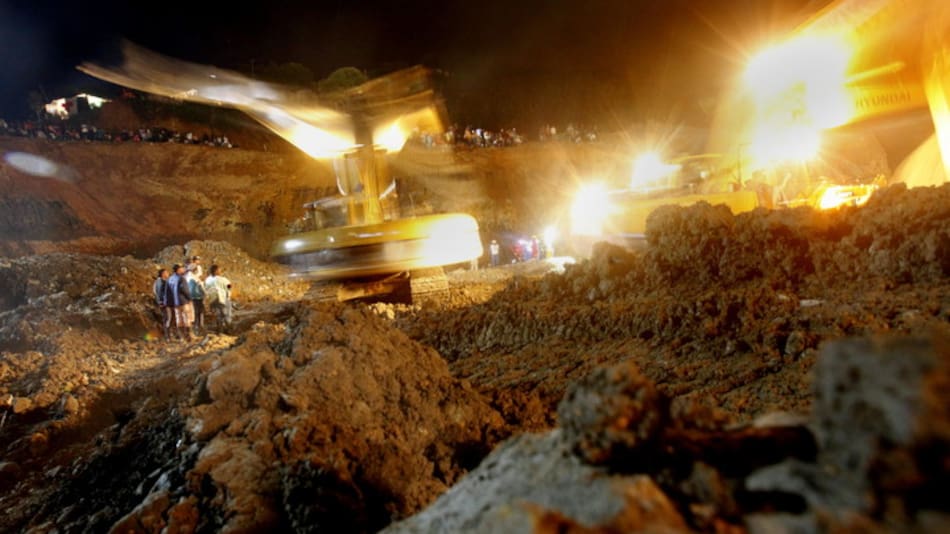 Hallaron muertos a los siete mineros de oro en Colombia tras 9 días de búsqueda.