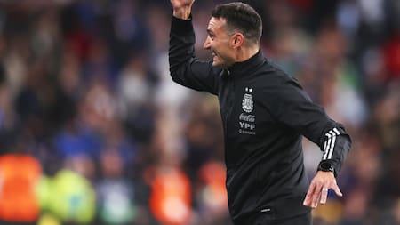 Lionel Scaloni en el estadio Wembley. Foto: NA.