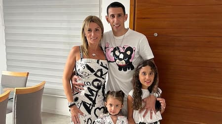 Di María y su familia. Fuente: NA