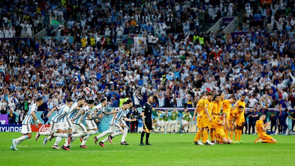 El polémico festejo de Argentina ante Países Bajos. Foto: Reuters.