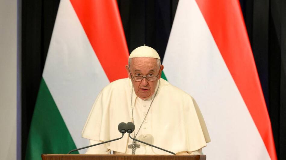 El papa Francisco, en su visita a Hungría. Foto: Reuters.