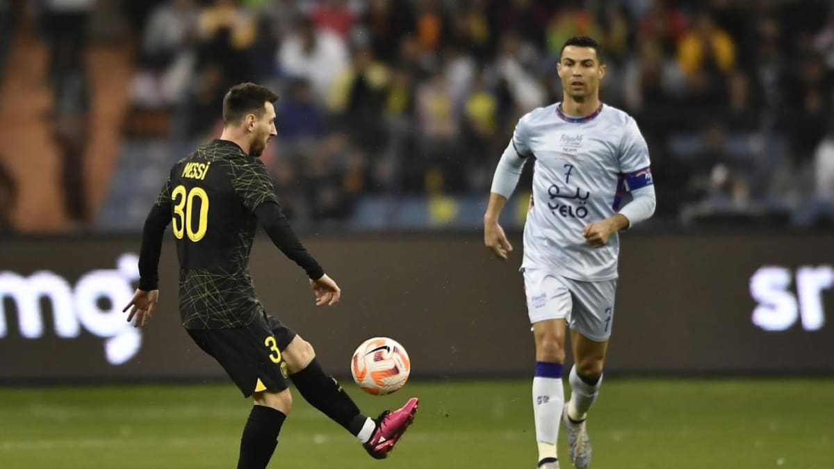 Lionel Messi y Cristiano Ronaldo; amistoso internacional. Foto: EFE.