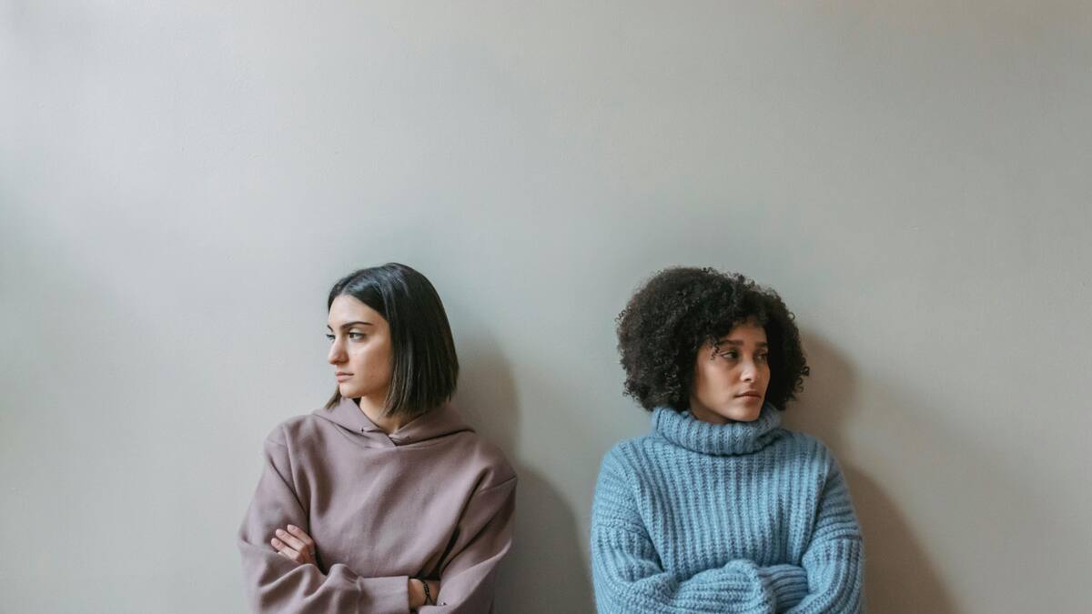 Pelea, mala energía. Fuente: Pexels