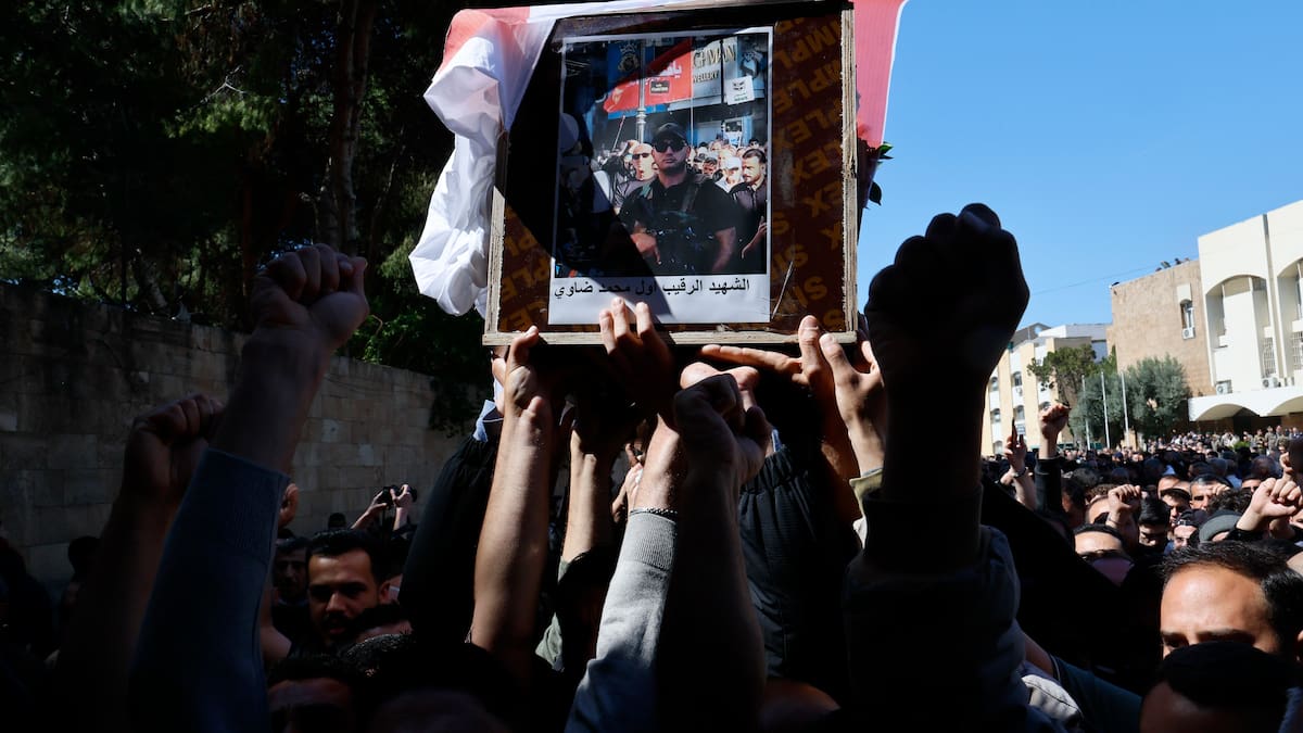 Autoridades libanesas confirmaron que ya murieron mas de 2.000 personas por ataques israelíes.