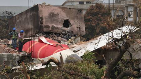 El avión indio que se estrelló el pasado 12 de junio. Foto: Reuters/Amit Dave.