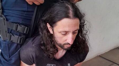 Pablo Laurta fue detenido en Gualeguaychú por estar acusado de asesinar a la madre y a la abuela del niño en Córdoba.