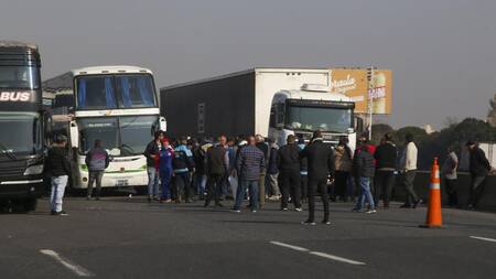 Protesta de Micros en Autopista, NA
