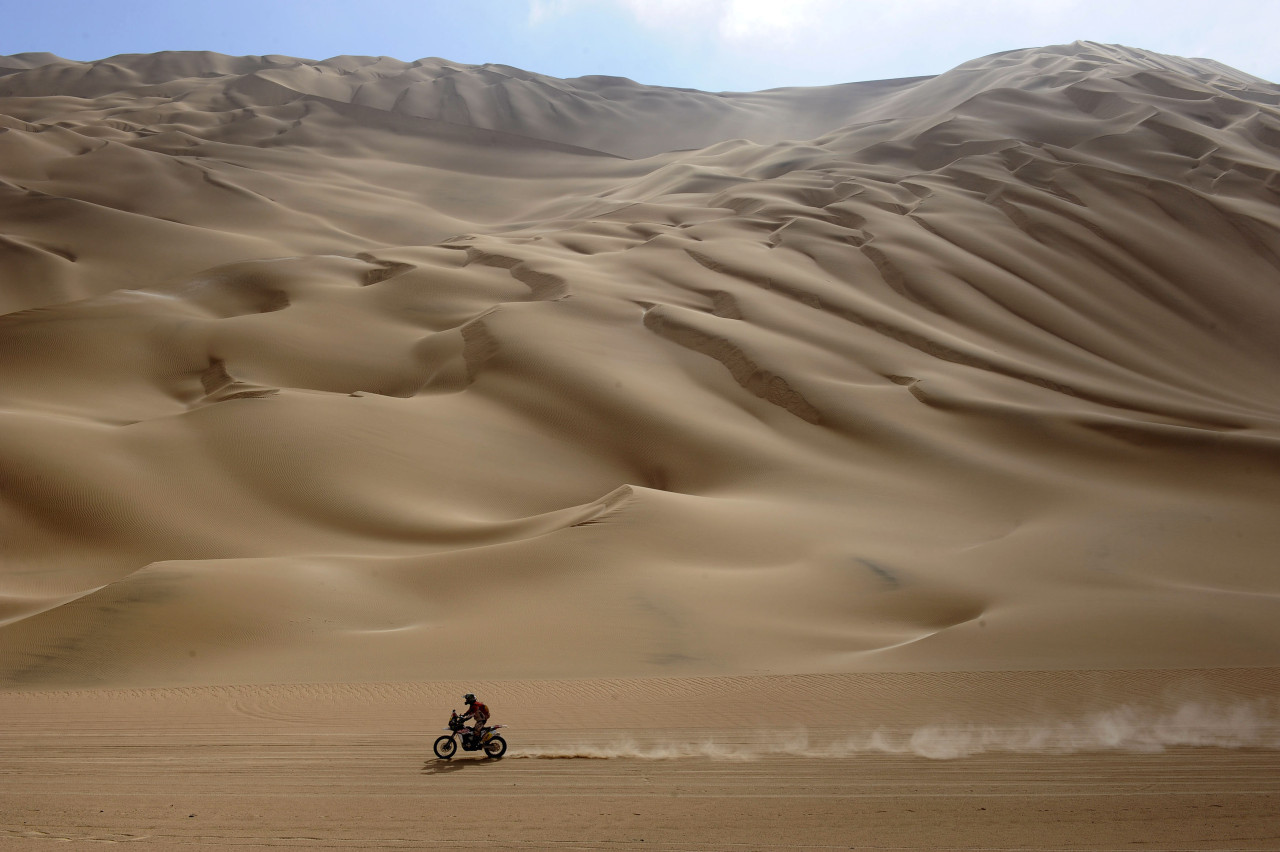 Por los médanos de Arica suelen pasar competiciones internacionales como el Dakar. Foto: Reuters/Philippe Desmazes