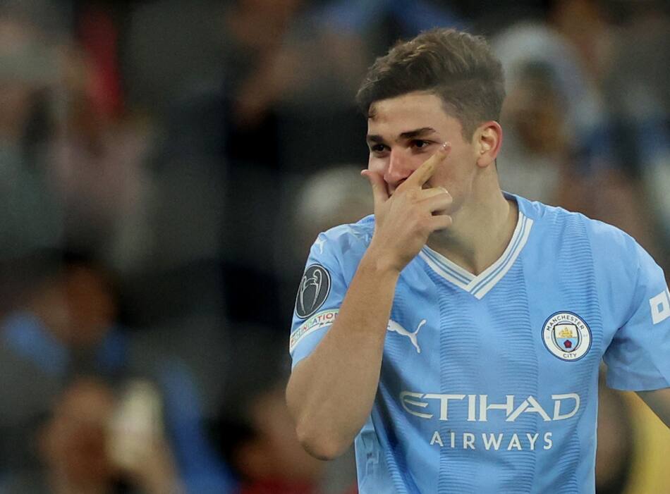 Festejo de Julián Álvarez para el Manchester City. Foto: REUTERS.