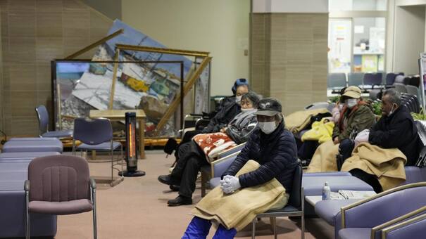 Terremoto en Japón: las autoridades buscan mejorar las condiciones de los evacuados mientras crece el número de víctimas