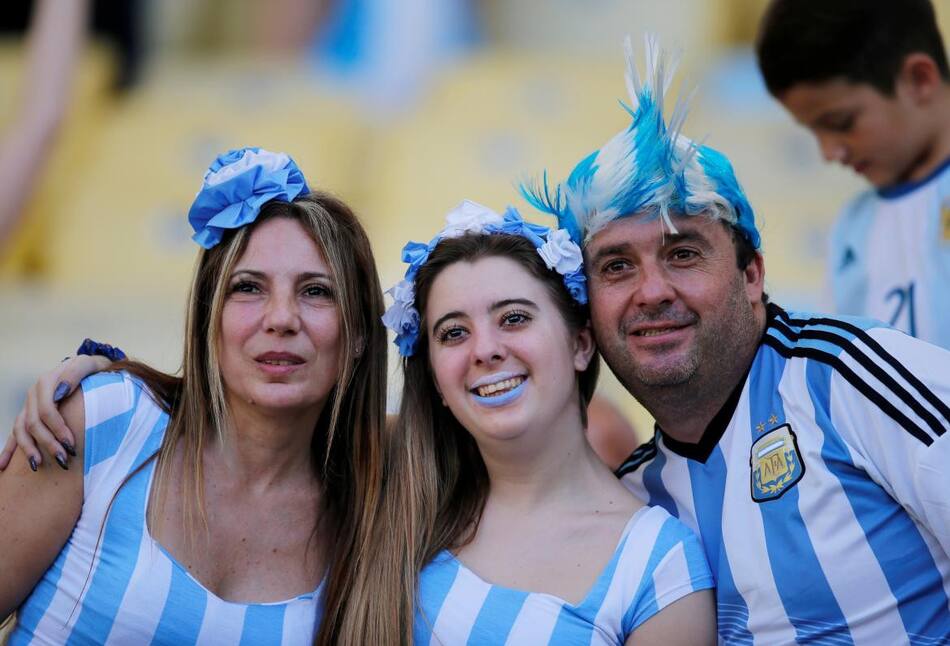 Hinchas argentinos, Argentina vs. Venezuela, Deportes, fútbol, Reuters