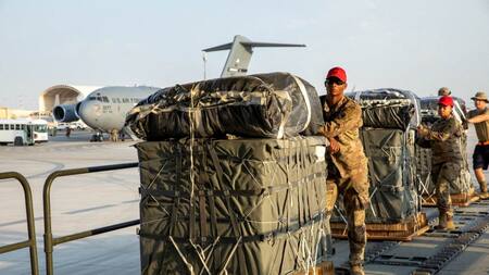Paquetes de ayuda humanitaria para Gaza. Foto: Reuters.