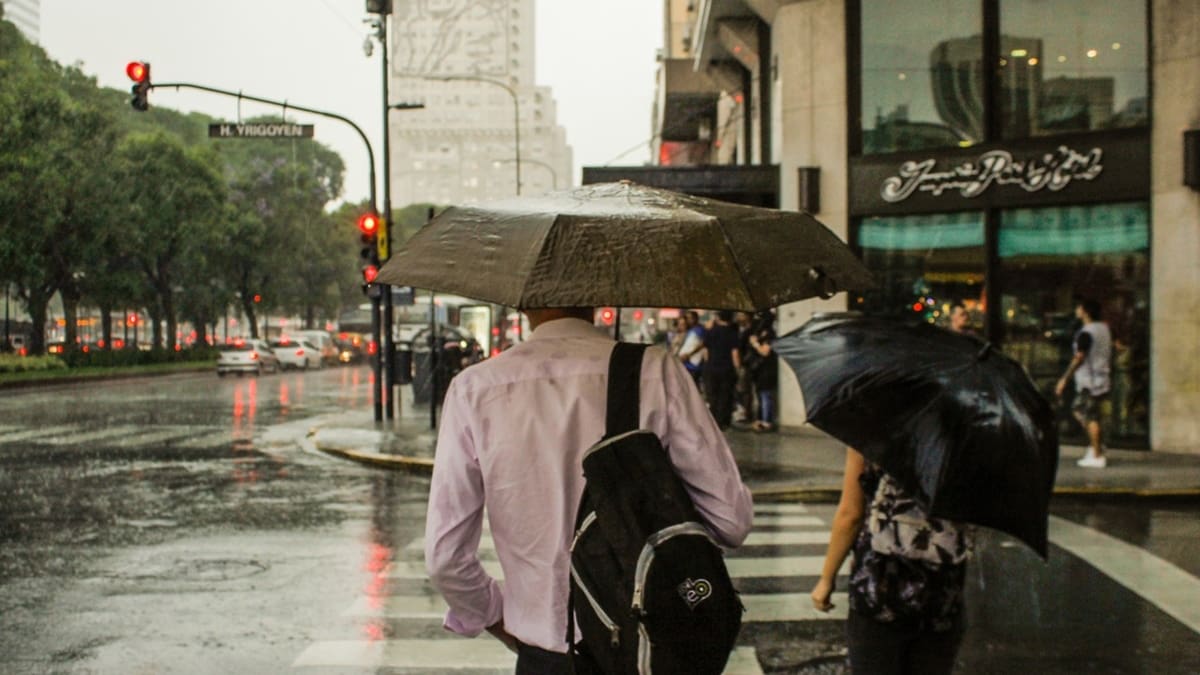 El clima complica a Buenos Aires con más días de lluvia: cómo sigue el tiempo, según el Servicio Meteorológico Nacional