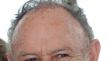 FOTO DE ARCHIVO: El actor Gene Hackman asiste a una sesión fotográfica el 11 de mayo de 2000 en el 53° Festival de Cine de Cannes. REUTERS/Eric Gaillard/Foto de archivo
