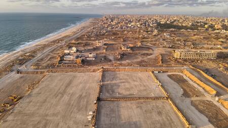 Muelle flotante construido por Estados Unidos en Gaza. Foto: EFE.