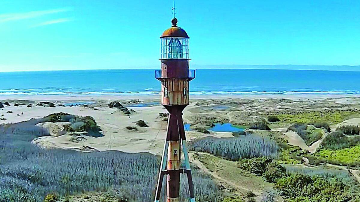 Faro de Punta Médanos. Foto: Municipalidad