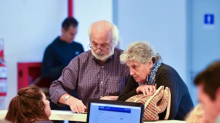 ANSES confirmó el cronograma completo de pagos 2026 para jubilados y pensionados. Foto: NA.