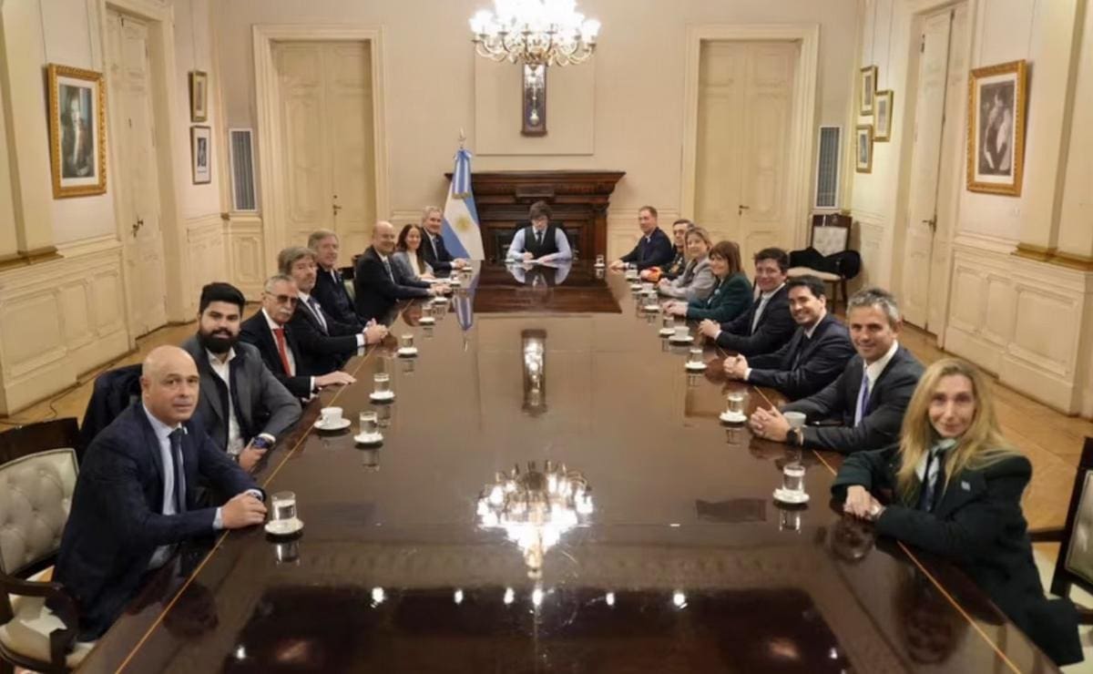Javier MIlei en la reunión de Gabinete en casa rosada