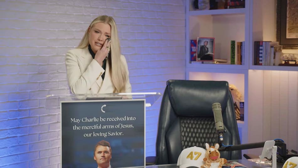 Erika prometió continuar con el legado de su marido