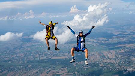 Los deportes aéreos que se pueden practicar en las sierras de Córdoba. Foto: Unsplash