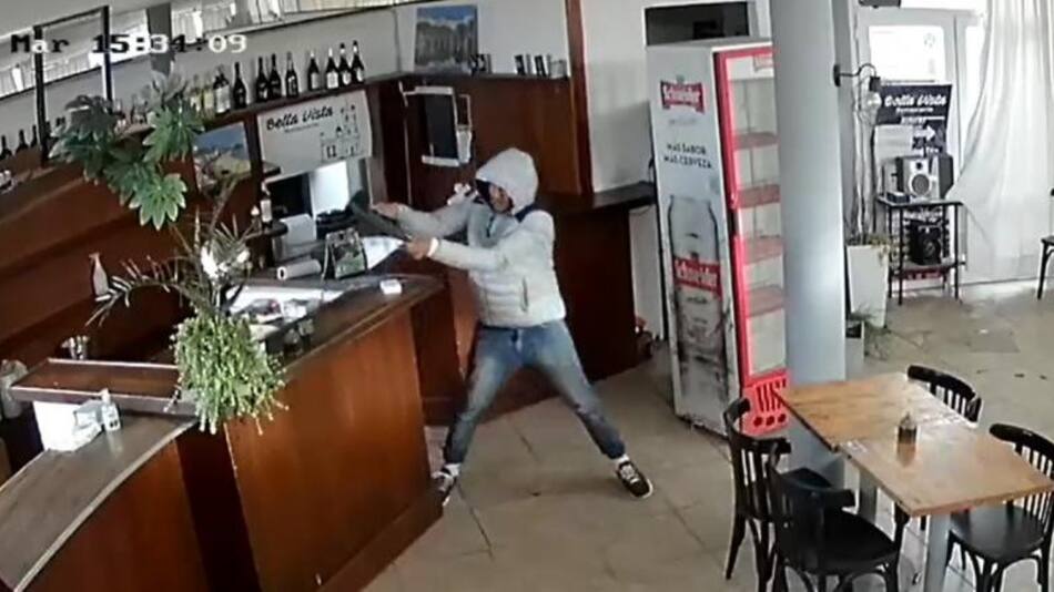 Robo en Mar del Plata, captura de video. Foto: NA.