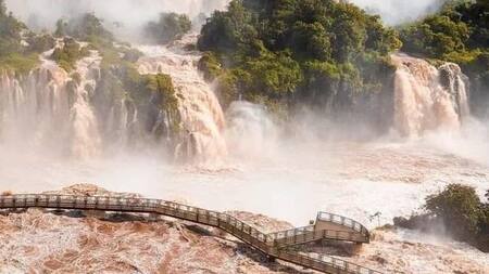 Las Cataratas del Iguazú. Foto: Twitter @_misioness_.