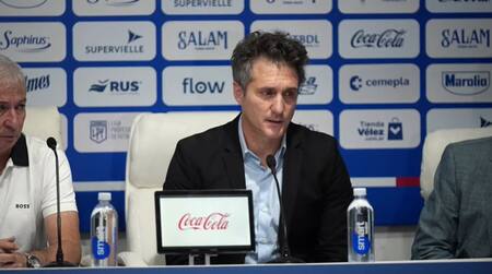 Presentación de Guillermo Barros Schelotto como técnico de Vélez.