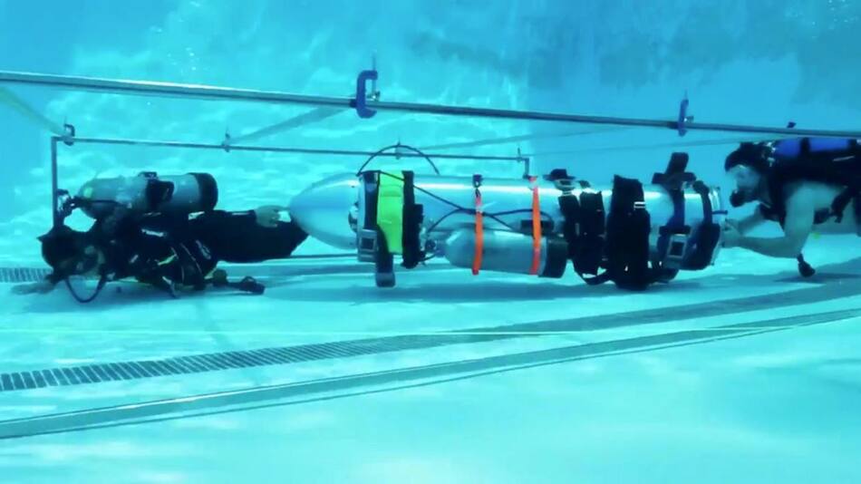Rescate de niños en cueva de Tailandia - Minisubmarino (Reuters)