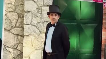 El Mago Sin Dientes se presentó en la Quinta de Olivos y quiso ver a Milei: “Quiero que me reciba como votante”