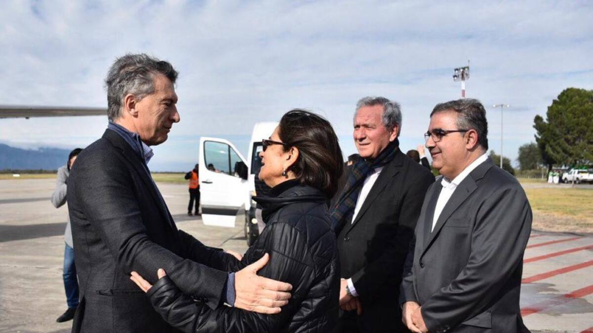 Mauricio Macri junto a la gobernadora de Catamarca Lucia Corpacci