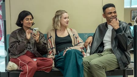 Adults, la nueva serie de Disney +. Fuente: Disney + /FX