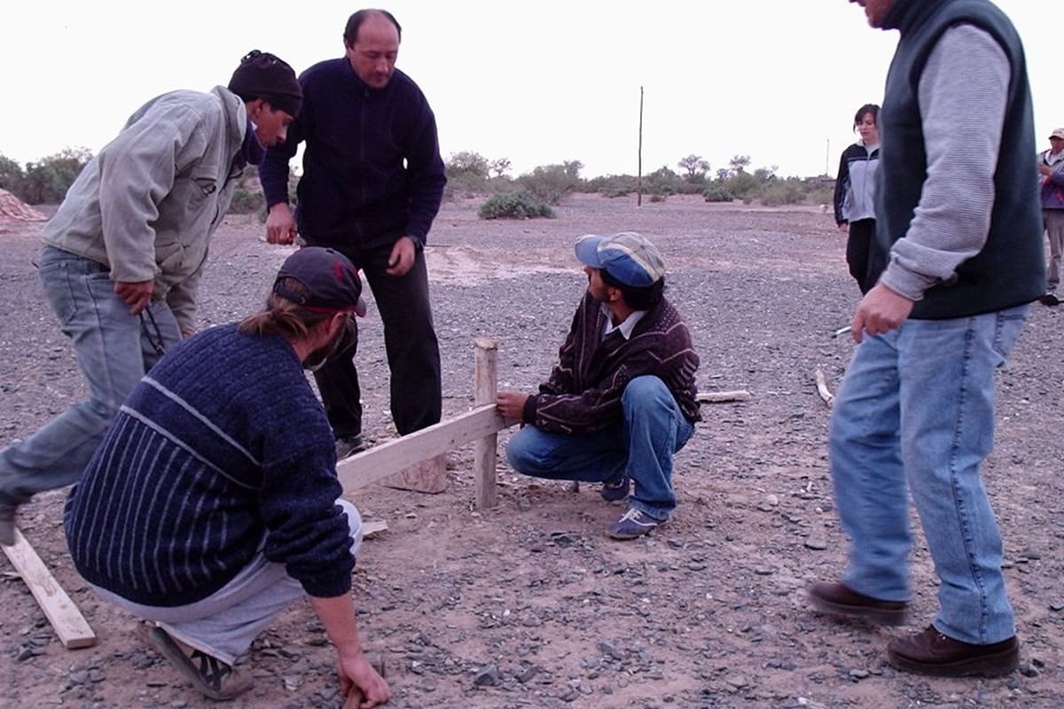 En Mendoza, las familias organizaron rifas, recibieron donaciones y trabajaron durante años para concretar un sueño colectivo. El establecimiento abrió sus puertas en 2008 y su historia fue recuperada en un documental que refleja la fuerza de toda una comunidad.