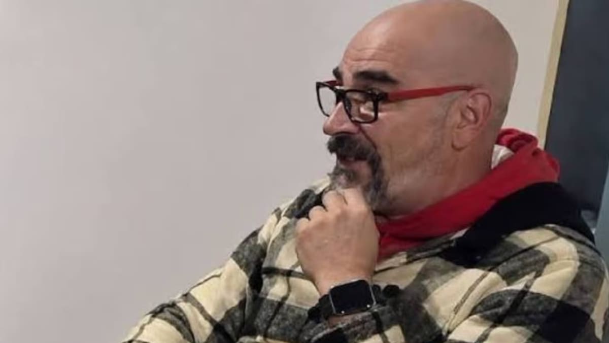 El periodista murió de un infarto en mientras estrenaba su programa de streaming