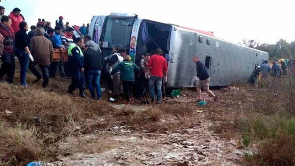 Tucumán - Accidente de micro