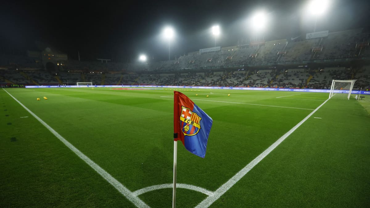 Barcelona y Osasuna suspendido. Foto: REUTERS/Albert Gea