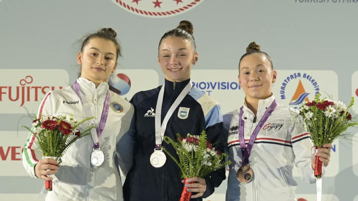 Mía Mainardi, campeona mundial junior en Gimnasia.