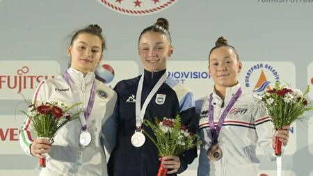 Mía Mainardi, campeona mundial junior en Gimnasia.