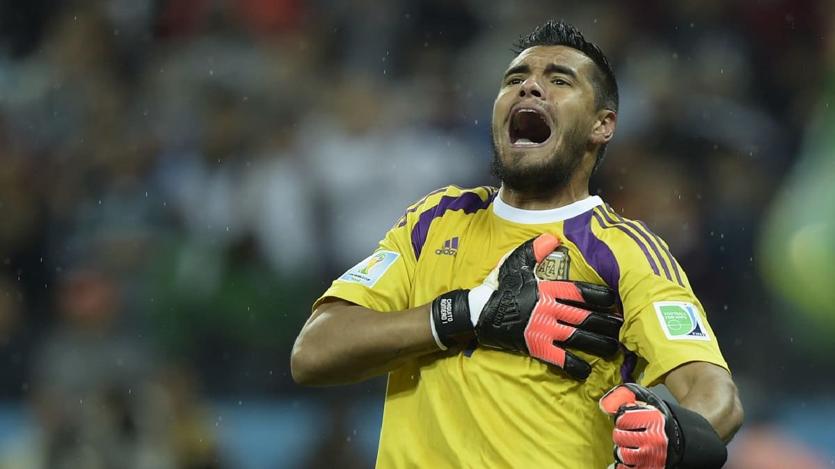 Sergio Romero fue clave en la definición por penales ante Países Bajos en el Mundial 2014.
