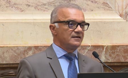 Carlos Arce Senador del Frente Renovador de la Concordia Social